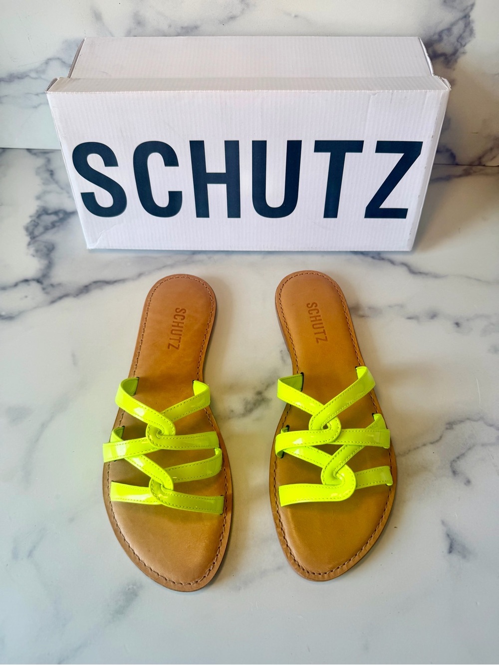 NEW IN BOX Schutz Lyta Neon Yellow Patent Leather Flat Sandals 7.5